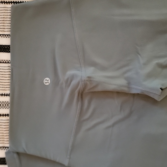 Lululemon Aligns - Picture 4 of 6